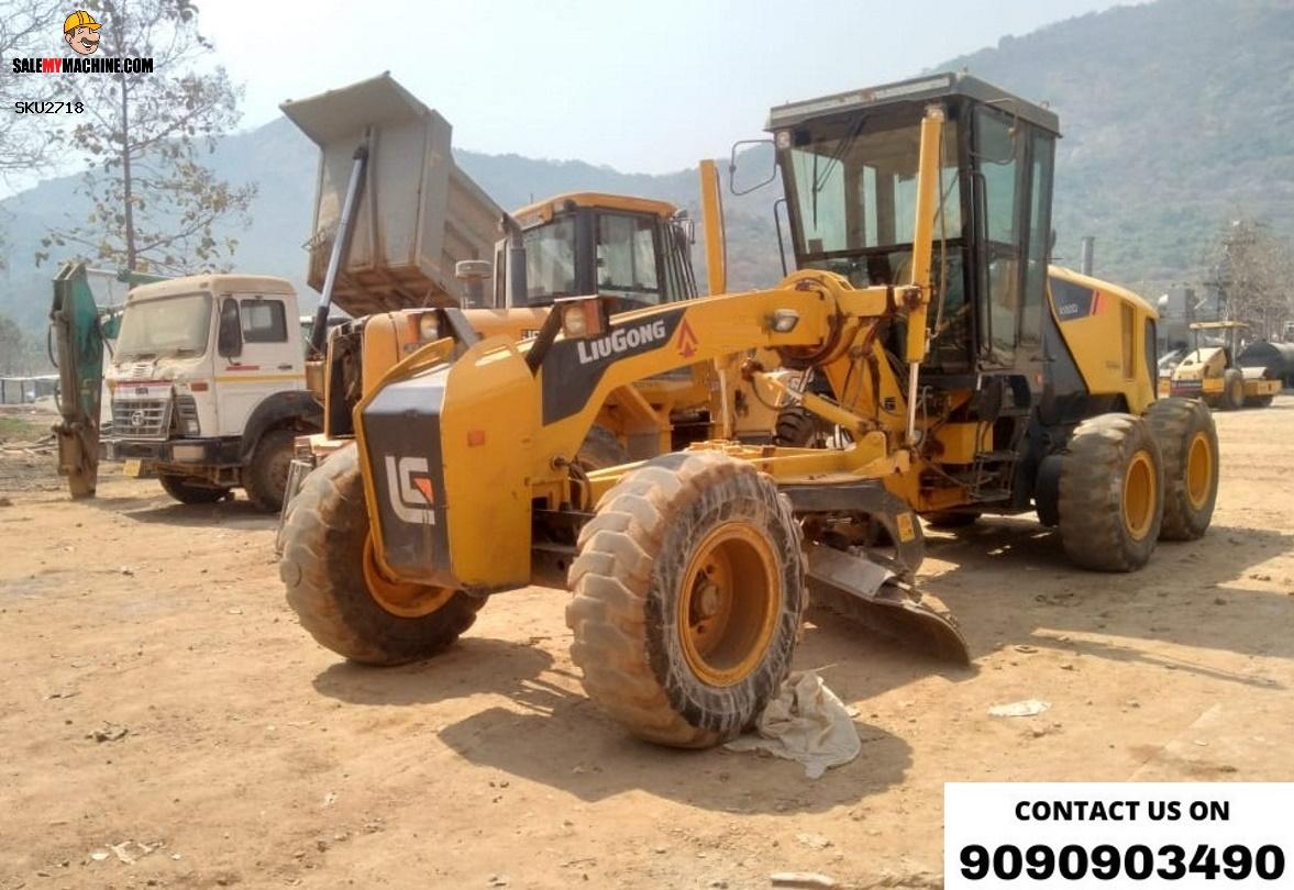 MOTOR GRADER